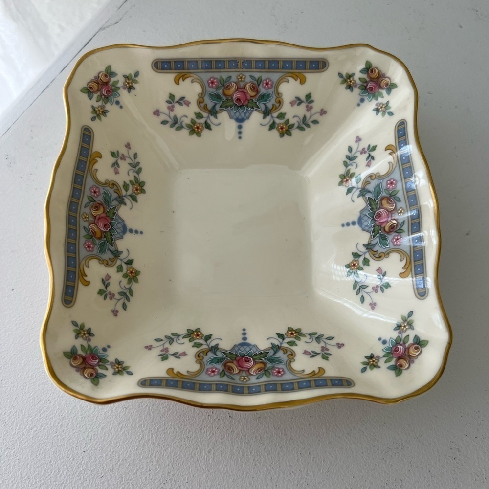 Royal Doulton Juliet Square Trinket Dish English Bone China Vintage 1981